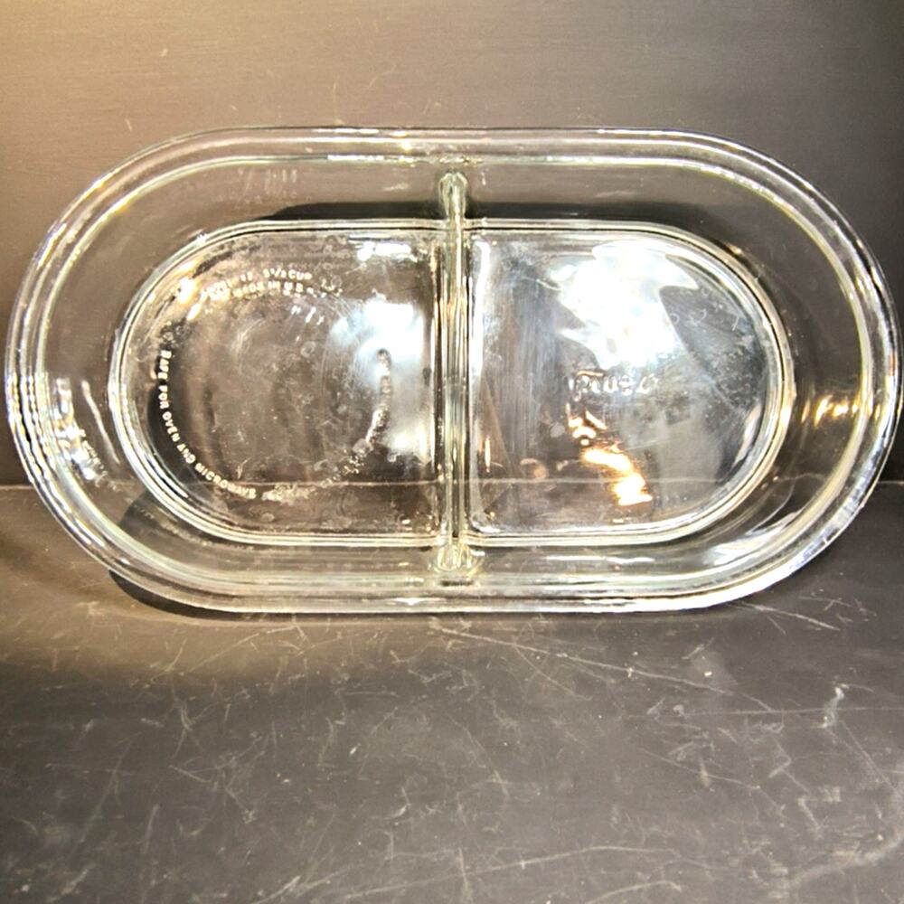 1488.  Pyrex Divided Casserole Dish 5 1/2 Cup